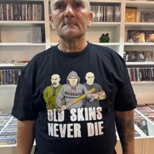 Old Skins black Tshirt
